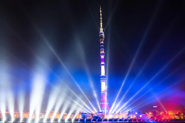 Ostankino. Uluslararası Festivali ışık daire açılışı