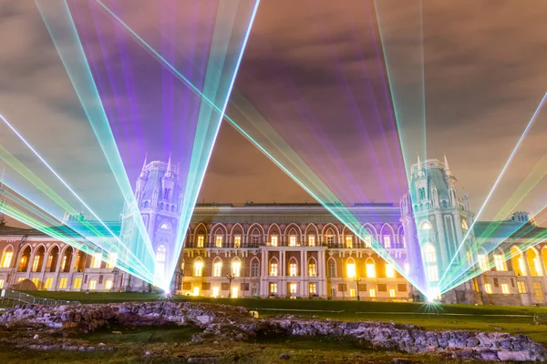 Tsaritsyno. Uluslararası Festivali ışık daire. 