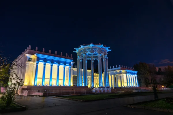 A ENEA (VDNH). Festival Internacional O Círculo de Luz . — Fotografia de Stock