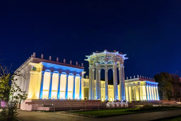 La ENEA (VDNH). Festival Internacional El Círculo de la Luz . —  Fotos de Stock