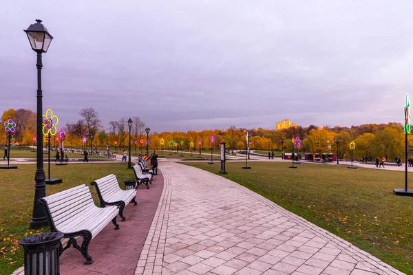 Tsaritsyno. Moscow. International festival The Circle of Light. — Stock Photo, Image