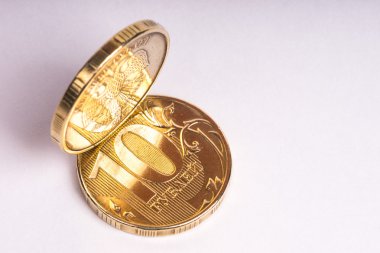 Madeni para. 10 ruble.