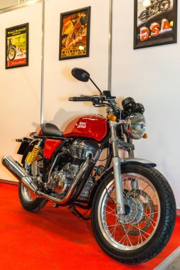 Motopark-2015 (Bikepark-2015). Motosiklet (motor) Royal Enfield.