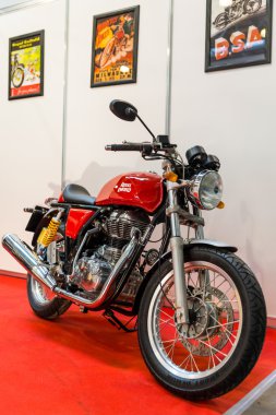 Motopark-2015 (Bikepark-2015). Motosiklet (motor) Royal Enfield.