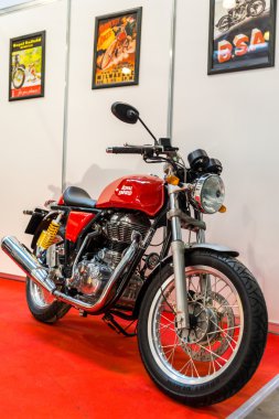 Motopark-2015 (Bikepark-2015). Motosiklet (motor) Royal Enfield.