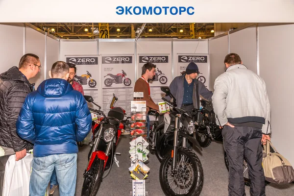 Motopark-2015 (BikePark-2015). The exhibition stand of Ecomotors Shop. Electric-motorcycles. — Stock Photo, Image