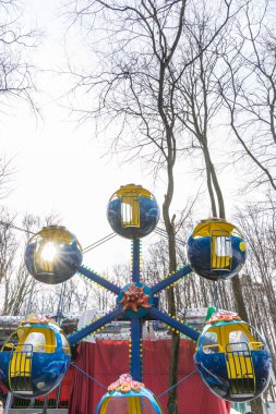 Maslenitsa kutlama (krep hafta). 