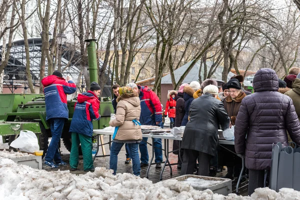 Maslenitsa kutlama (krep hafta). — Stok fotoğraf