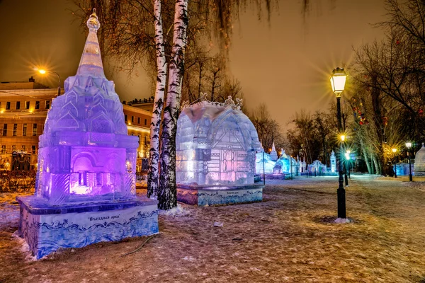 Крижані скульптури. Загальний вигляд. — стокове фото