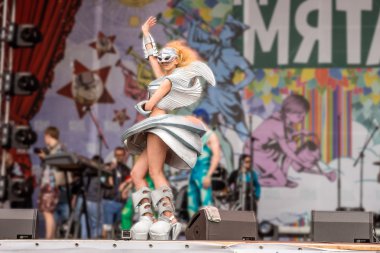 Sahne Alanı'ndaki Müzik Festivali 