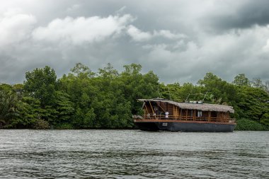 Nehrin Bentota teknede zevk.