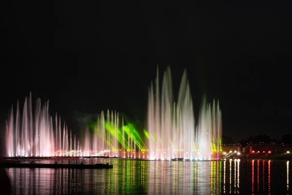 Le Cercle de Lumière du Festival. Le canal de l'aviron . — Photo