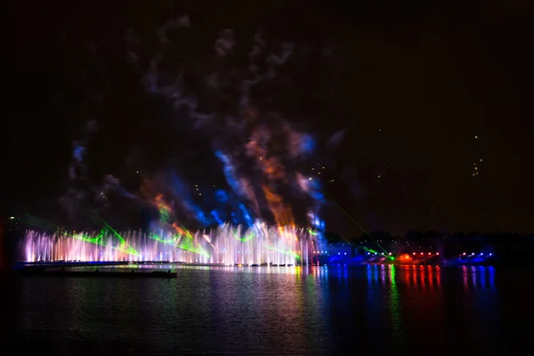 The Festival Circle of Light. The Rowing Channel. — Stock Photo, Image