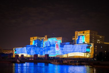 Işık Festivali daire açılışı.