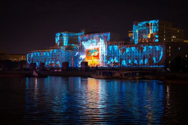 Işık Festivali daire açılışı.