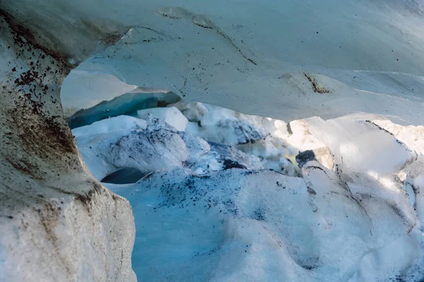 Ghiacciaio Ghiaccio Blu Sulle Montagne Dombay — Foto Stock