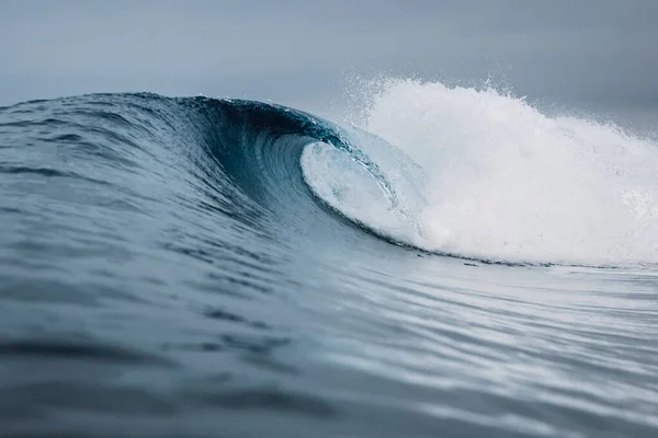 Glassy Ocean Wave Perfect Swell Surfing Hawaii — Stock Photo, Image