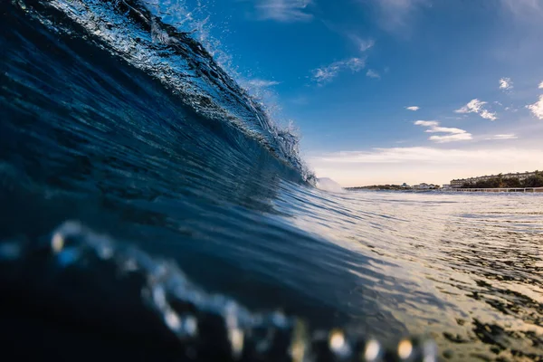 Onda Surf Che Schianta Nell Oceano Con Toni Caldi All — Foto Stock