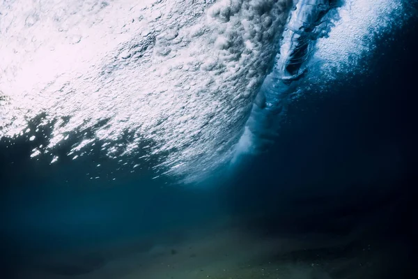 Ocean Våg Och Virvel Vatten Med Transparent Vatten — Stockfoto