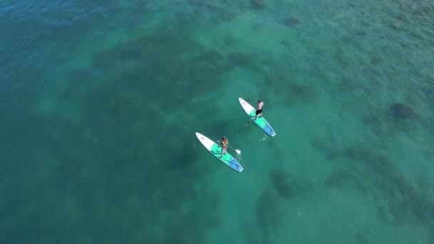 Maj 2021 Anapa Ryssland Några Reser Stand Paddelbräda Vid Havet — Stockvideo