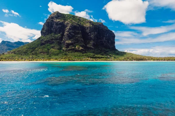 Tropical Island Morne Mountain Blue Ocean Coastline Mauritius Aerial View — Stockfoto
