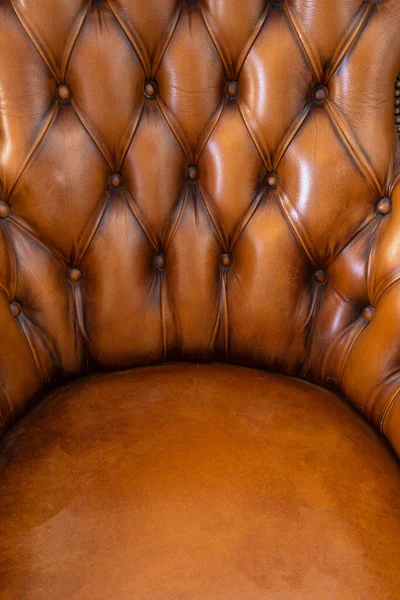 Brown Chesterfield Style Leder abstrakten Hintergrund Textur, Sessel Nahaufnahme modernes Design — Stockfoto