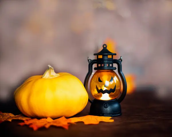 Halloween Tök Őszi Levelek Jack Lámpás Barna Háttér Textúra Halloween — Stock Fotó