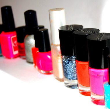 Tırnak cilası glitter