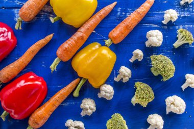 Ahşap surfase sebze