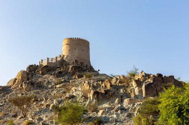 Hatta Watchtower, Birleşik Arap Emirlikleri 'nin Hatta kasabasındaki tepenin tepesindeki taş kale..