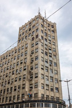 Belgrad, Sırbistan, 08.07.22. Belgrad, Sırbistan 'ın merkezinde yer alan tarihi yüksek binalardan biri olan saray Arnavutları (Palata Albanija).
