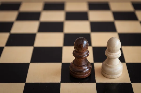 Два пішака шахи — стокове фото