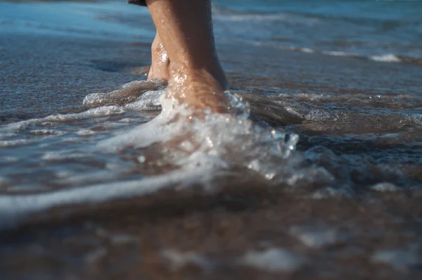 Walking on water — Stock Photo, Image