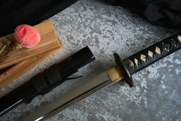 Close Details Traditional Japanese Katana Sword Gray Background — Stock Photo, Image