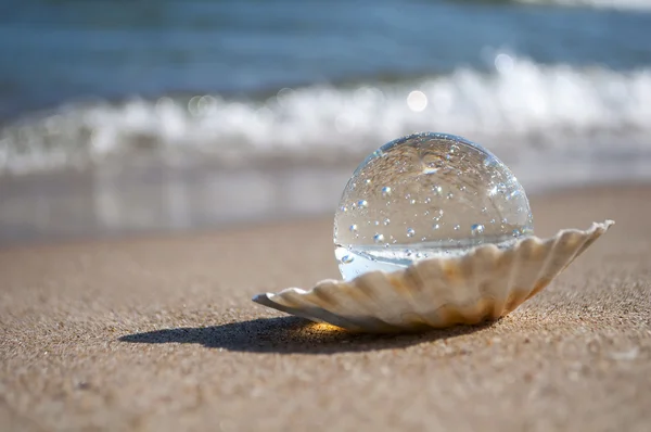 Boule de cristal comme la perle — Photo