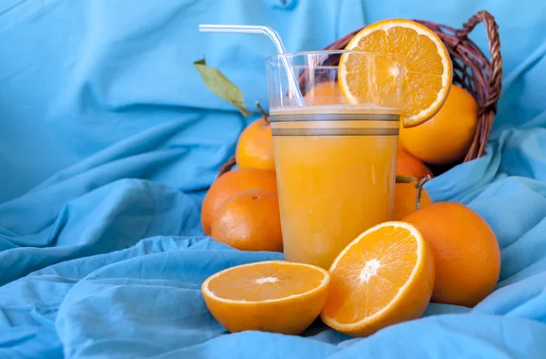 Jugo de naranja —  Fotos de Stock