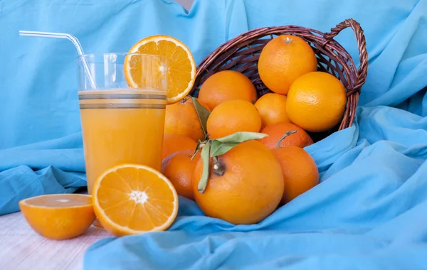 Jugo de naranja —  Fotos de Stock