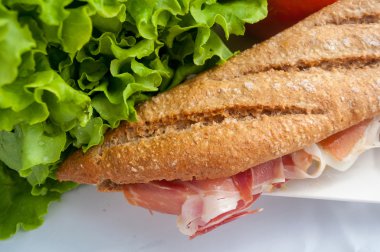 jambon bocadillo sandviç