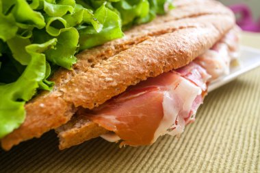 jambon bocadillo sandviç