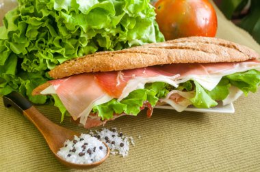 jambon bocadillo sandviç