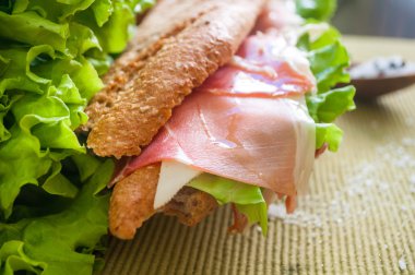 jambon bocadillo sandviç