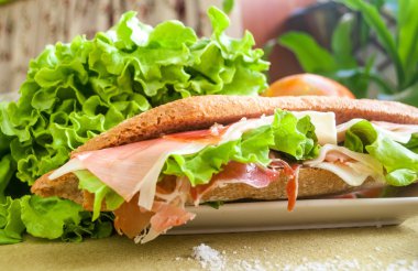 jambon bocadillo sandviç