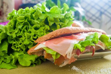 jambon bocadillo sandviç