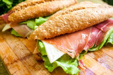 jambon bocadillo sandviç