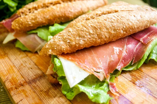 Sandwich met ham bocadillo — Stockfoto
