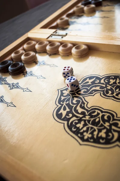 Backgammon aus Holz — Stockfoto