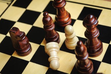  ahşap satranç tahtası