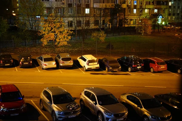 Moscú Rusia Octubre 2020 Calle Moscú Por Noche Patio Coches — Foto de Stock