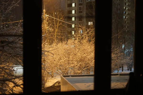 Primeira Neve Nevascas Boa Noite Dezembro Paisagem Urbana — Fotografia de Stock