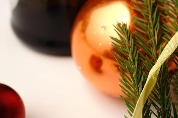 Vánoční Strom Vánoční Hračka Bílém Pozadí Izolovat — Stock fotografie